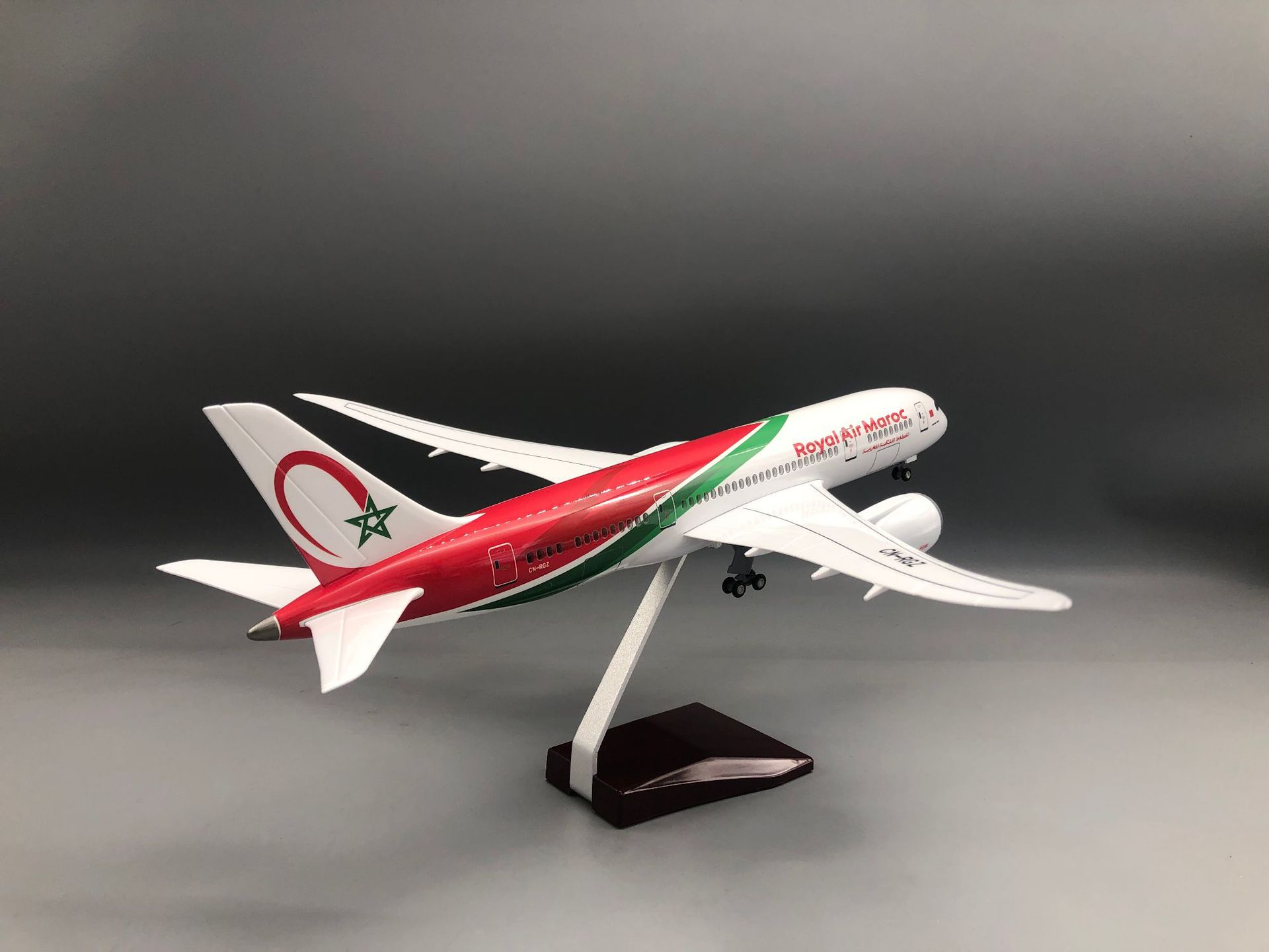 1/130 Scale Royal Air Maroc 78 - đánh giá và giá Home Office Architecture