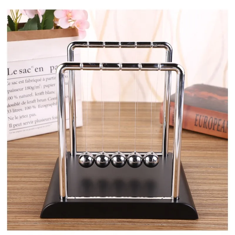 Newton's Cradle Balance Steel  - đánh giá và giá Home Office Architecture